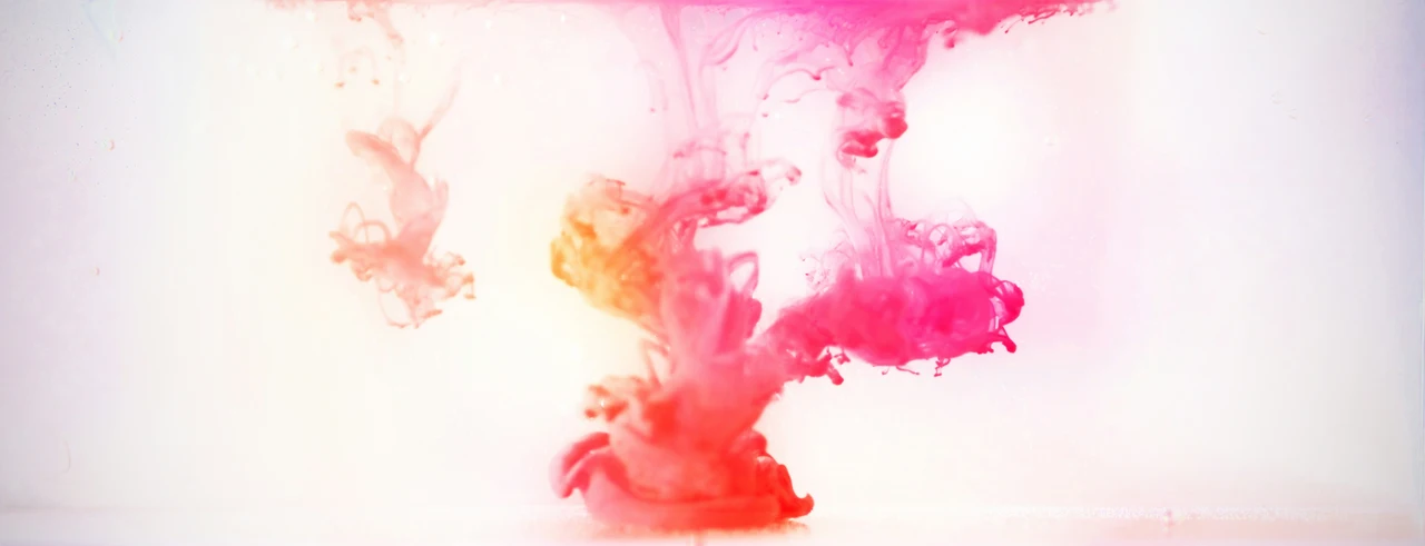 Il classico disinfettante rosso: ecco perché brucia così tanto e se è davvero efficace