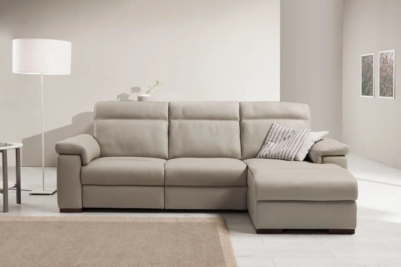 Il tuo divano sembra vecchio e scolorito? Ecco il trucco rapido per rinnovarlo senza cambiarlo